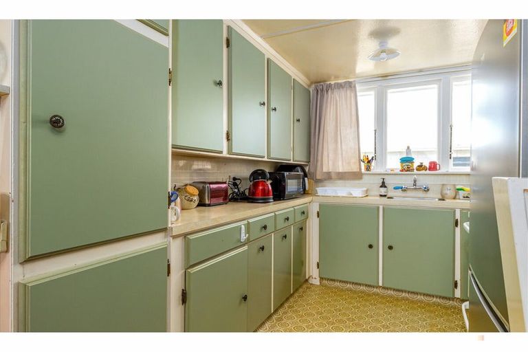 Photo of property in 52 Opie Street, Waimate, 7924