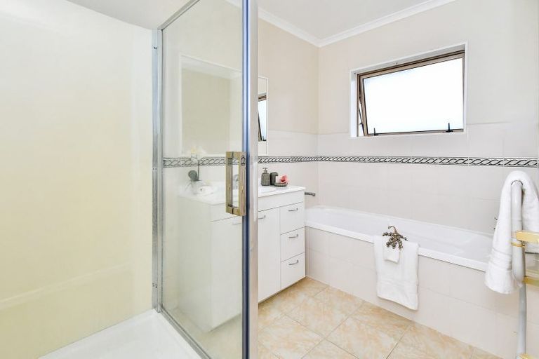 Photo of property in 220a Shirley Road, Papatoetoe, Auckland, 2025