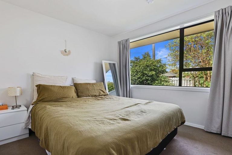 Photo of property in 42 Chedworth Avenue, Bishopdale, Christchurch, 8053