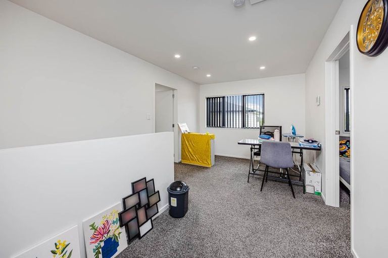Photo of property in 40a Bowater Place, Manurewa, Auckland, 2102