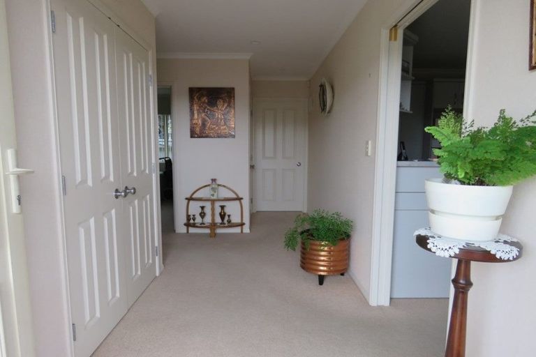 Photo of property in 147 Tukapa Street, Westown, New Plymouth, 4310