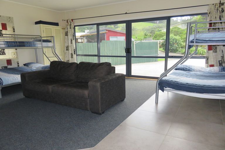 Photo of property in 9 Motutara Road, Oakura, Hikurangi, 0184