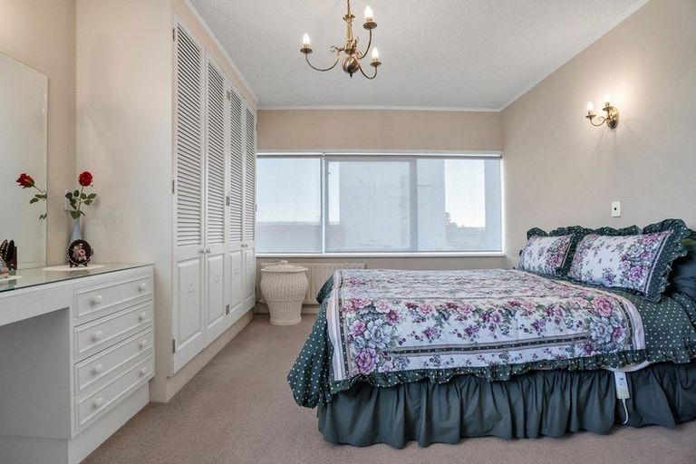Photo of property in Elizabeth Height Apartments, 8 Elizabeth Street, Tauranga, 3110