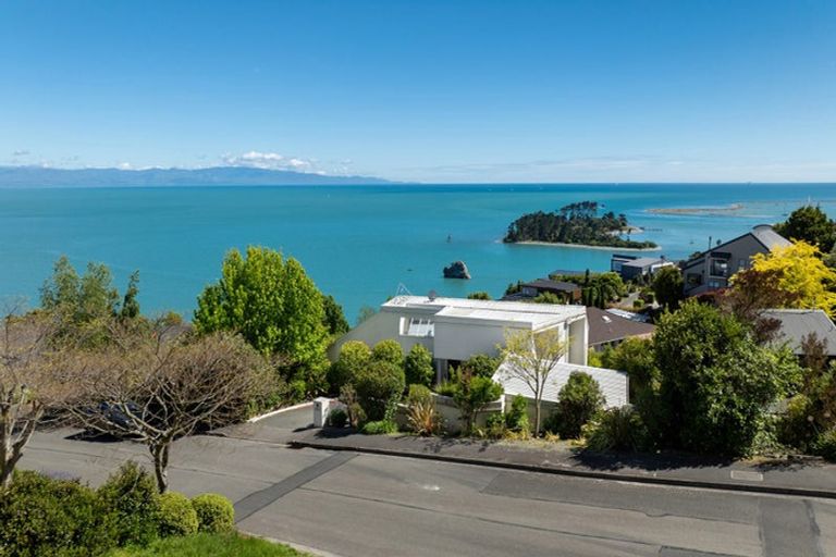 Photo of property in 47 The Cliffs, Britannia Heights, Nelson, 7010