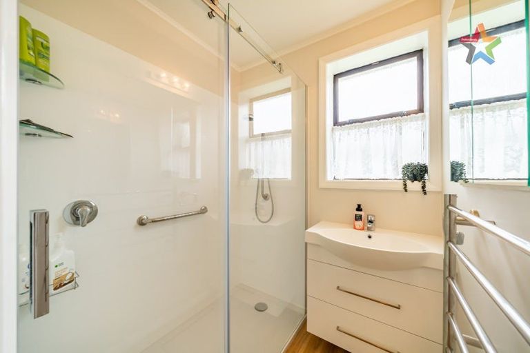 Photo of property in 34 Sladden Street, Naenae, Lower Hutt, 5011