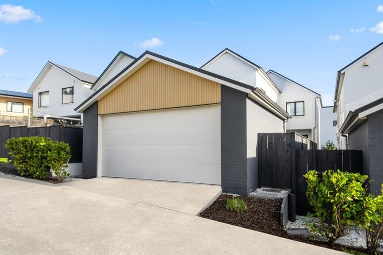Photo of property in 7 Frances Bryers Road, Hobsonville, Auckland, 0616