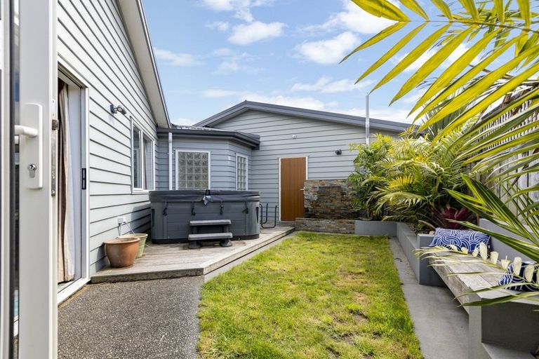Photo of property in 10 Bandon Grove, Bell Block, New Plymouth, 4312