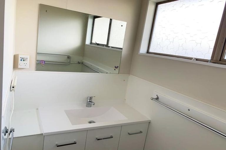 Photo of property in 1/17 Manse Street, Regent, Whangarei, 0112