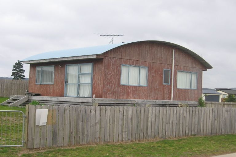 Photo of property in 102 Ocean Close, Matarangi, Whitianga, 3592