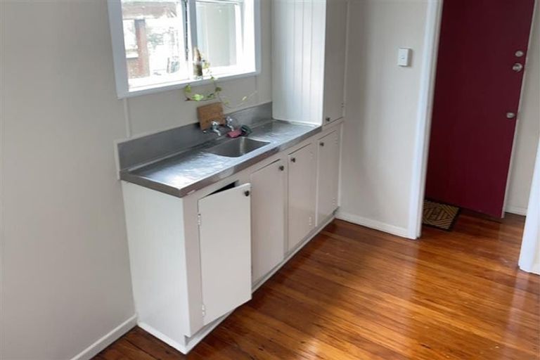 Photo of property in 8 Armstrong Street, Huntly, 3700