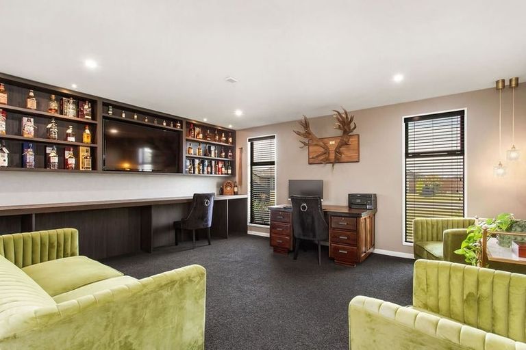 Photo of property in 34 Ellesmere Street, Marshland, Christchurch, 8083