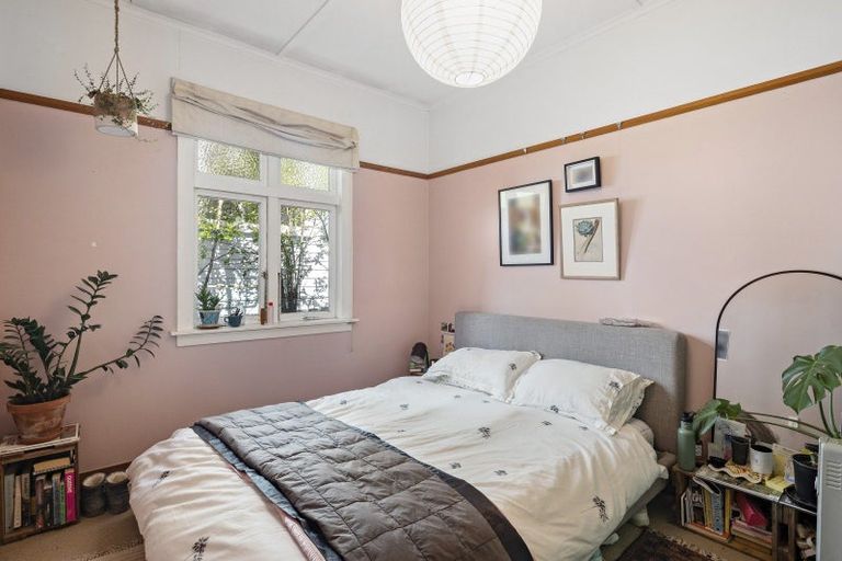 Photo of property in 103 Inglis Street, Seatoun, Wellington, 6022