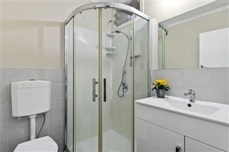 Photo of property in 6 Gordon Road, Papatoetoe, Auckland, 2025