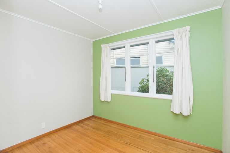 Photo of property in 26 Lysnar Street, Okitu, Gisborne, 4010