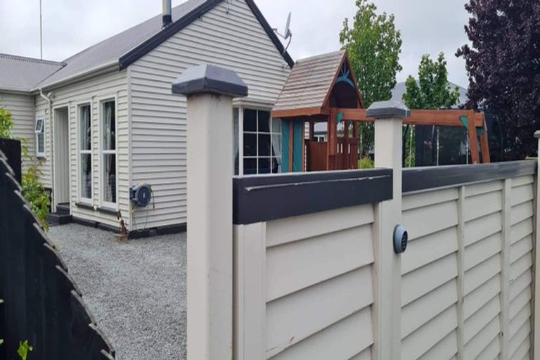 Photo of property in 37 Sullivan Avenue, Woolston, Christchurch, 8023