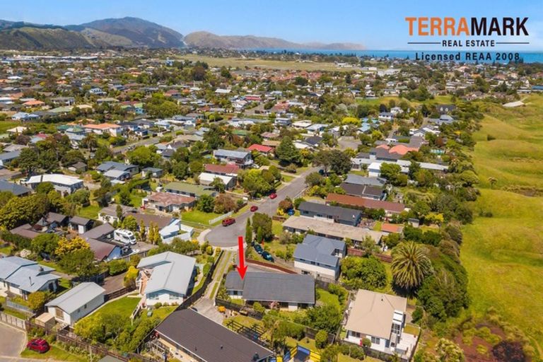Photo of property in 61a Callender Terrace, Paraparaumu Beach, Paraparaumu, 5032