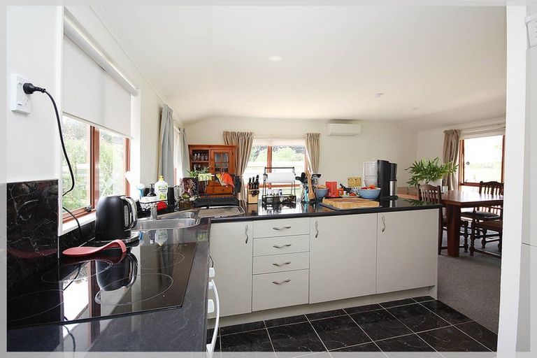 Photo of property in 296 Motuiti Road, Foxton, 4891