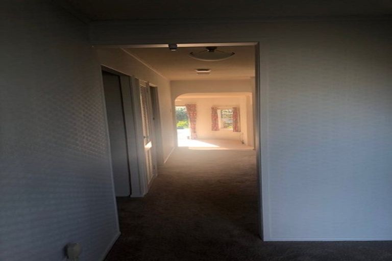 Photo of property in 1420 Whangaparaoa Road, Army Bay, Whangaparaoa, 0930