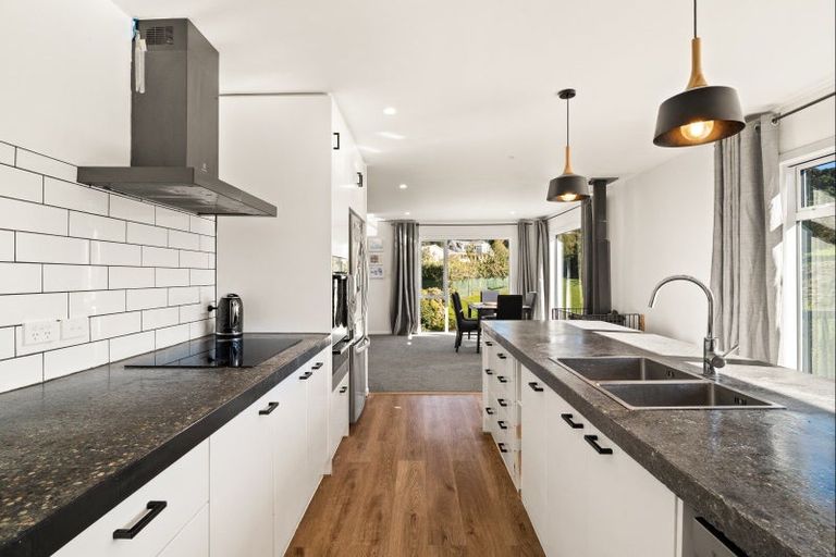 Photo of property in 32 Bradford Street, Bradford, Dunedin, 9011