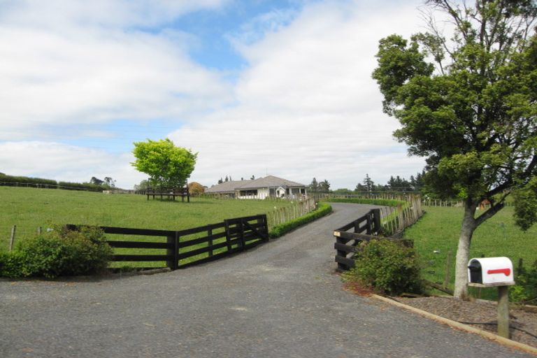 Photo of property in 362 Hillview Road, Bombay, 2675