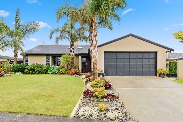 Photo of property in 26 Maesbury Close, Papamoa Beach, Papamoa, 3118