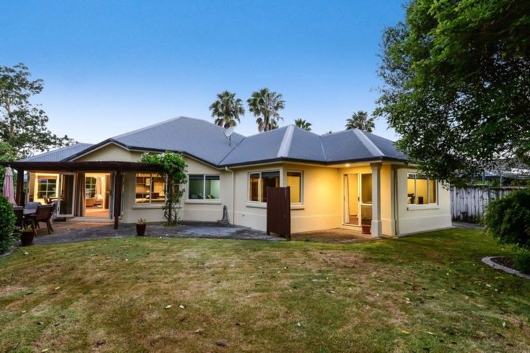 Photo of property in 5 Drumfearn Place, Rototuna, Hamilton, 3210