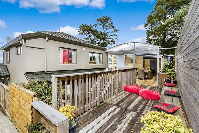 Photo of property in 724a East Coast Road, Pinehill, Auckland, 0632