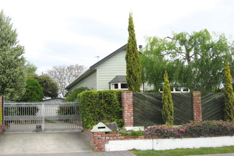 Photo of property in 15 Walker Street, Kaiapoi, 7630