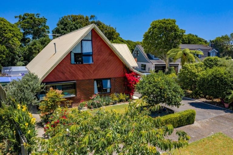 Photo of property in 21 Oriwa Crescent, Otaki, 5512