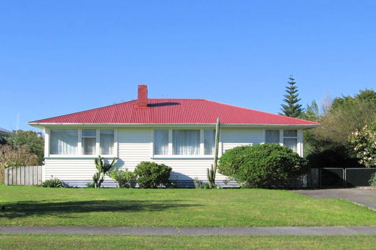 Photo of property in 11 Jamieson Crescent, St Andrews, Hamilton, 3200