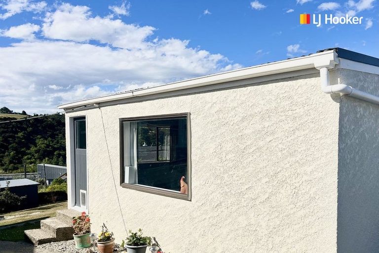 Photo of property in 8 Saddleview Place, Fairfield, Dunedin, 9018