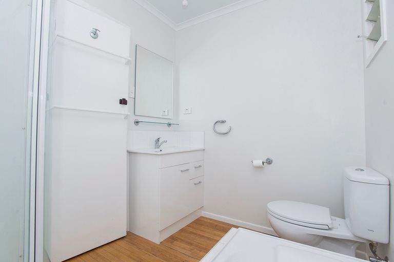 Photo of property in 26 Lysnar Street, Okitu, Gisborne, 4010