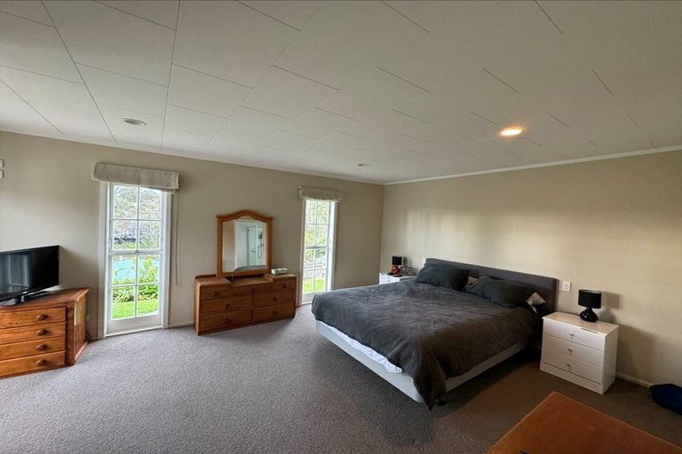 Photo of property in 15 Awarua Crescent, Havelock North, 4130