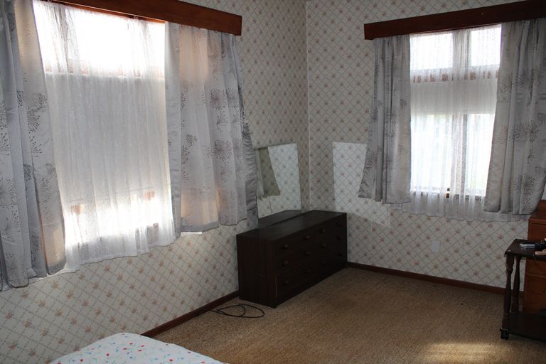 Photo of property in 5 Lansdowne Crescent, Lansdowne, Masterton, 5810