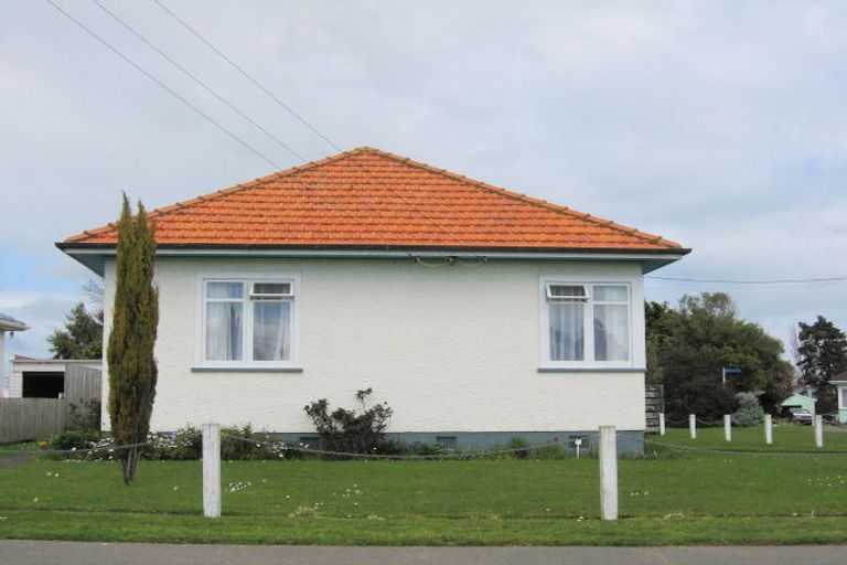 Photo of property in 102 Portal Street, Durie Hill, Whanganui, 4500