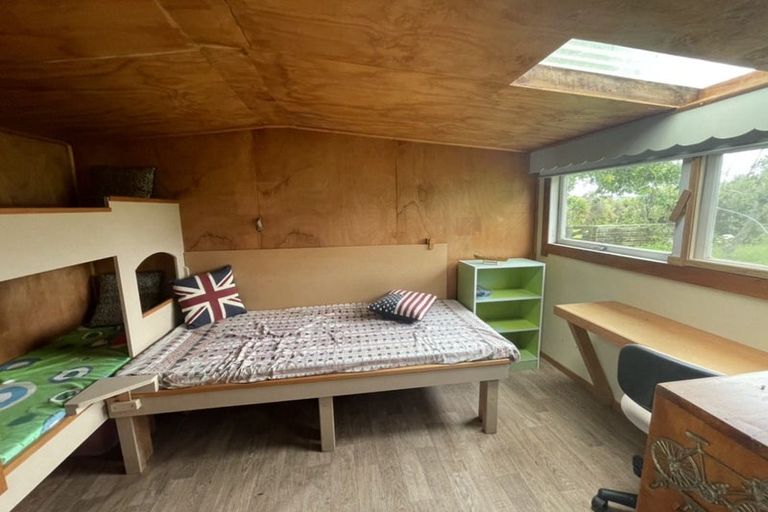 Photo of property in 69 Crossbridge Road, Dairy Flat, 0792