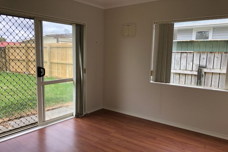 Photo of property in 16 Claymore Street, Manurewa, Auckland, 2102