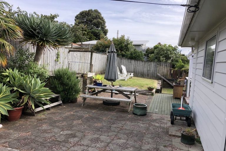 Photo of property in 4 Clarkes Crescent, Paekakariki, 5034