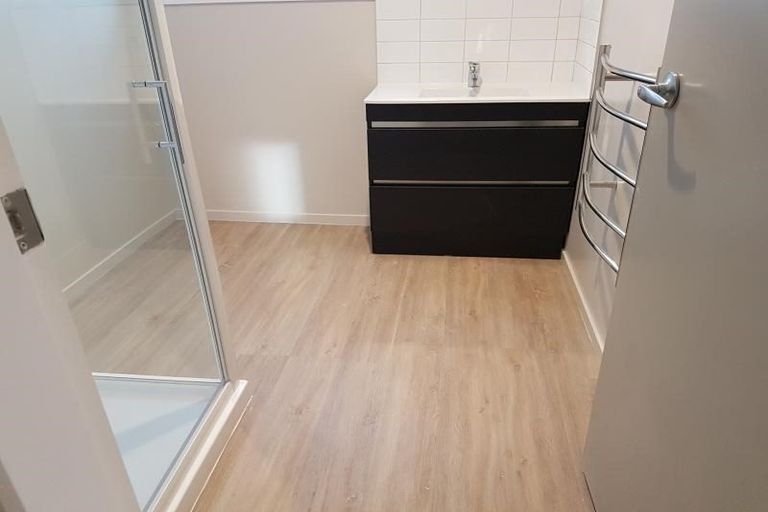 Photo of property in 2 Quinn Grove, Ranui, Porirua, 5024