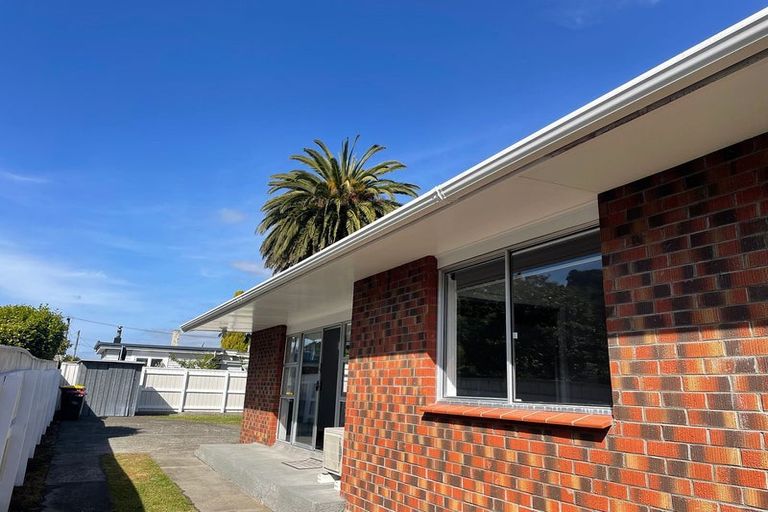 Photo of property in 2/5 Charles Street, Belmont, Lower Hutt, 5010