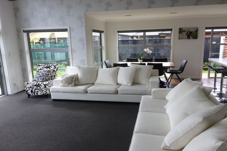 Photo of property in 83 Rosalie Terrace, Kelvin Grove, Palmerston North, 4414