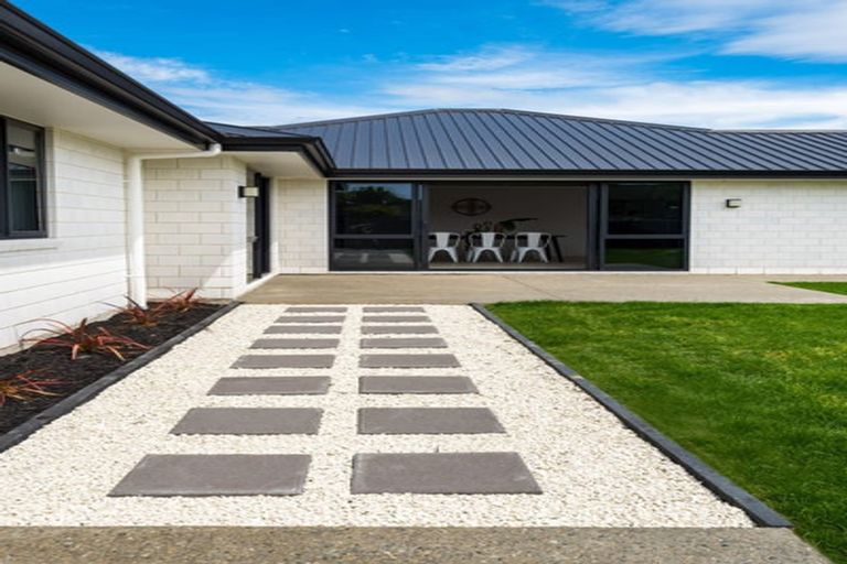 Photo of property in 2 Rembrandt Drive, Springlands, Blenheim, 7201