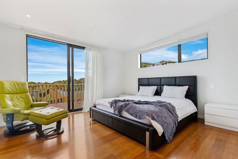 Photo of property in 6 Whiterock Lane, Richmond Hill, Christchurch, 8081