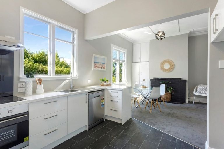 Photo of property in 38 Bernard Street, Kenmure, Dunedin, 9011