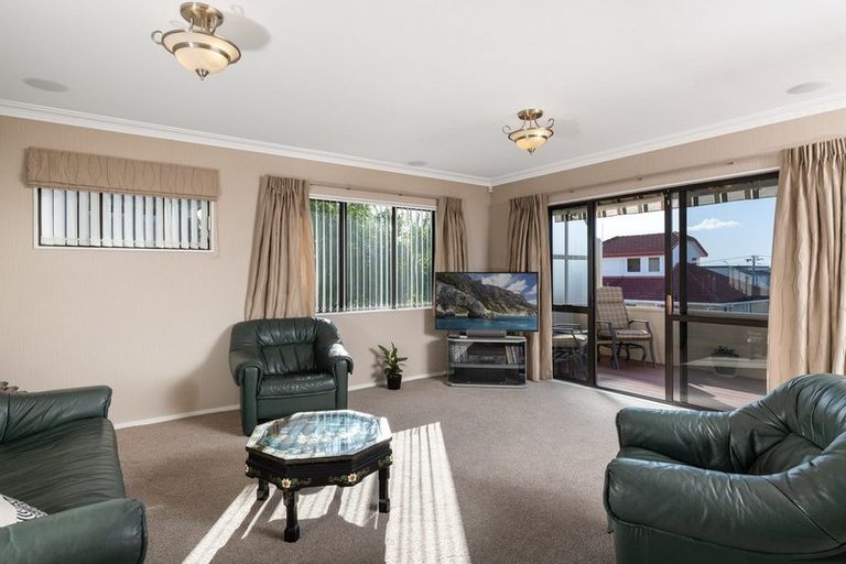 Photo of property in 30b Seaview Road, Otumoetai, Tauranga, 3110