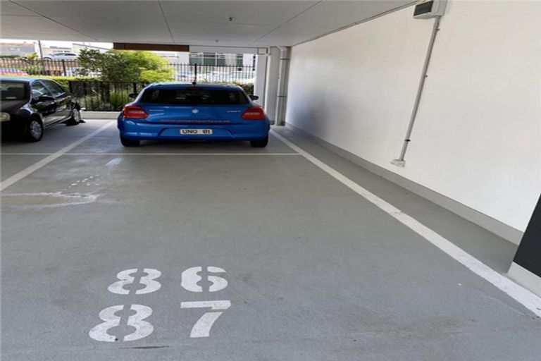 Photo of property in 102/19 Rawene Road, Birkenhead, Auckland, 0626