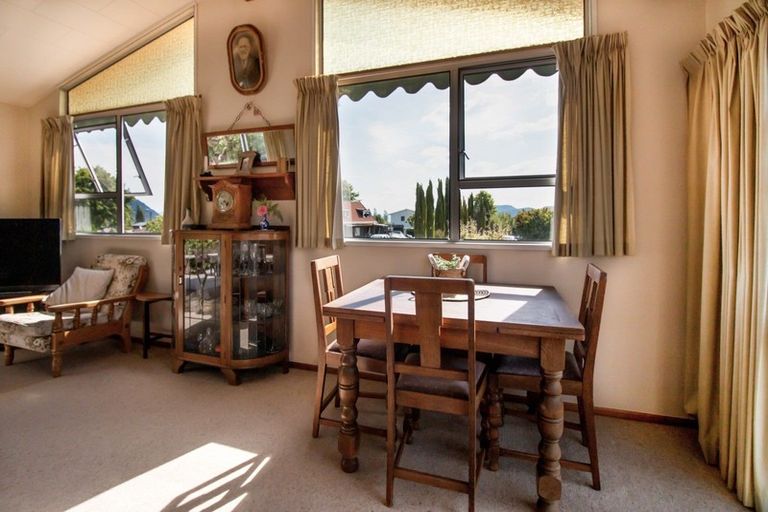 Photo of property in 13 Angela Place, Kinloch, Taupo, 3377