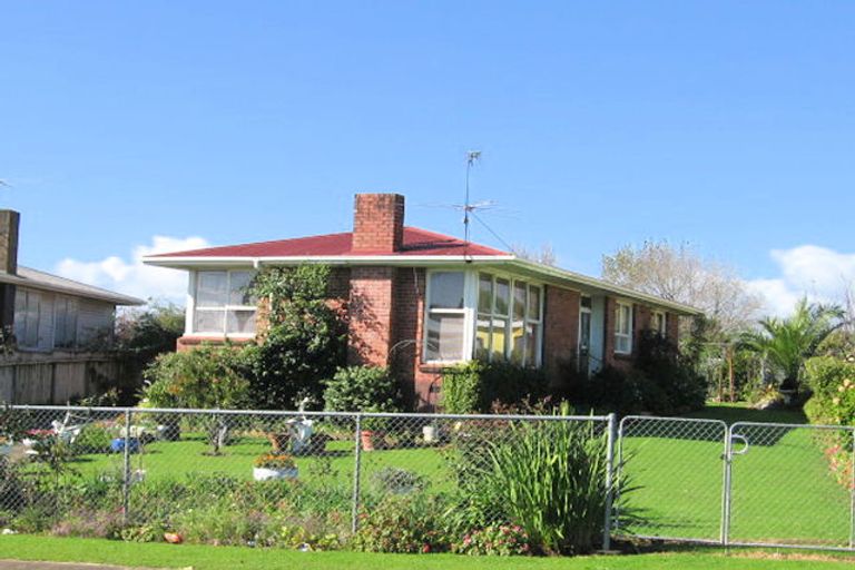 Photo of property in 52 Cobham Crescent, Otara, Auckland, 2023