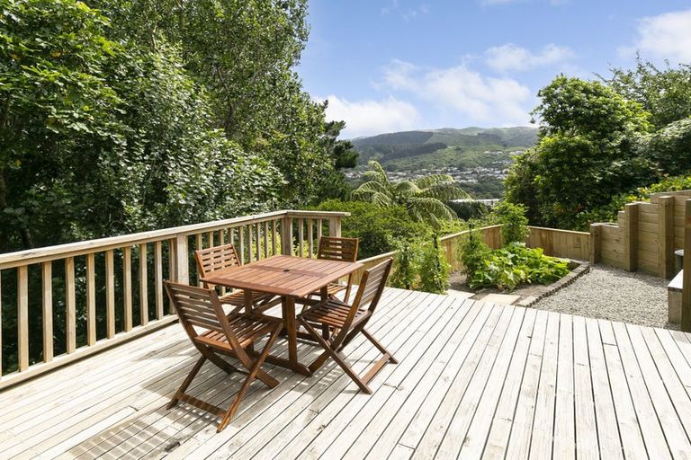 Photo of property in 30 Lupin Terrace, Tawa, Wellington, 5028
