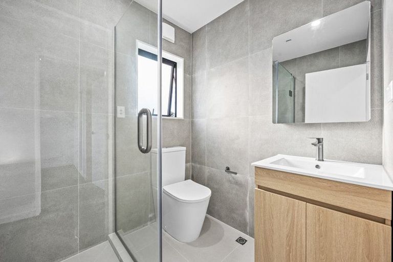 Photo of property in 40c Trentham Road, Papakura, 2110